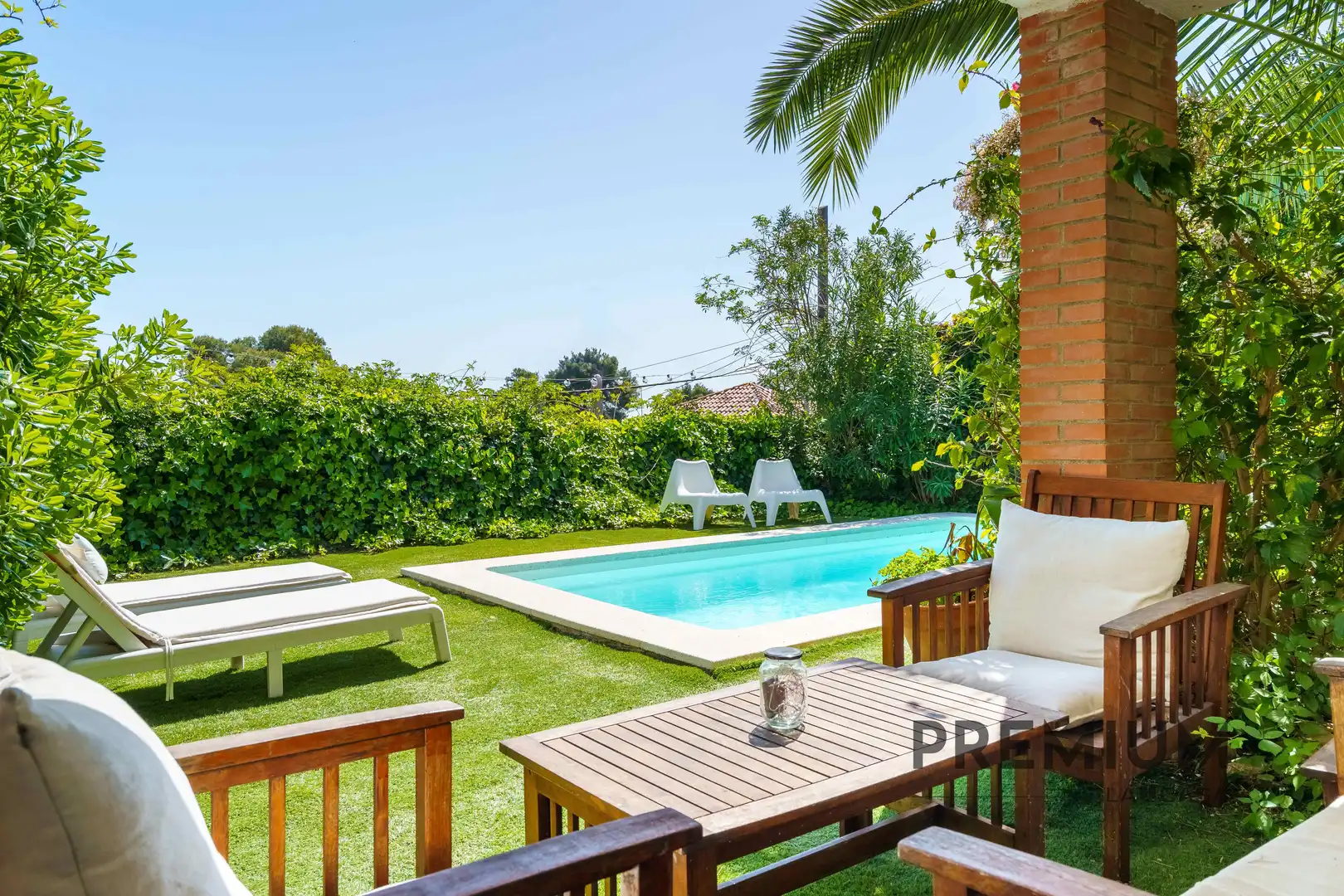 Exterior view of Houses for sale in Castelldefels  with Heating, Storage room and Swimming Pool
