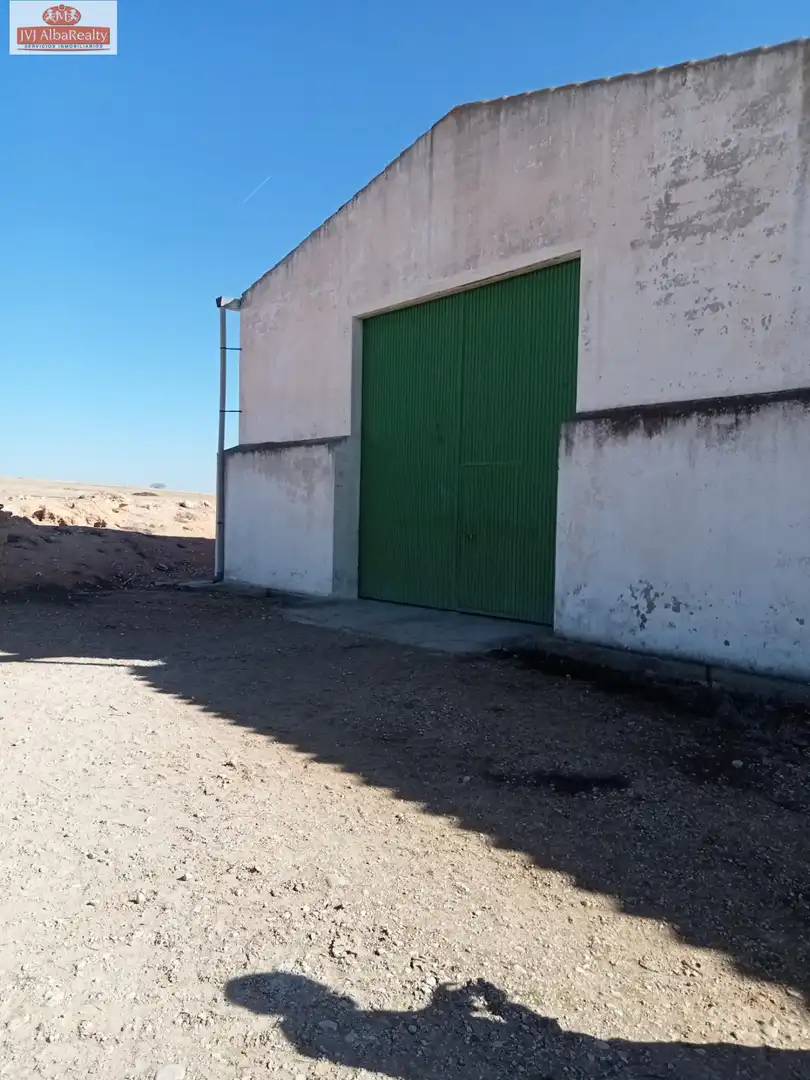 Terreni e lotti in vendita a Chinchilla de Monte-Aragón, imagen 4