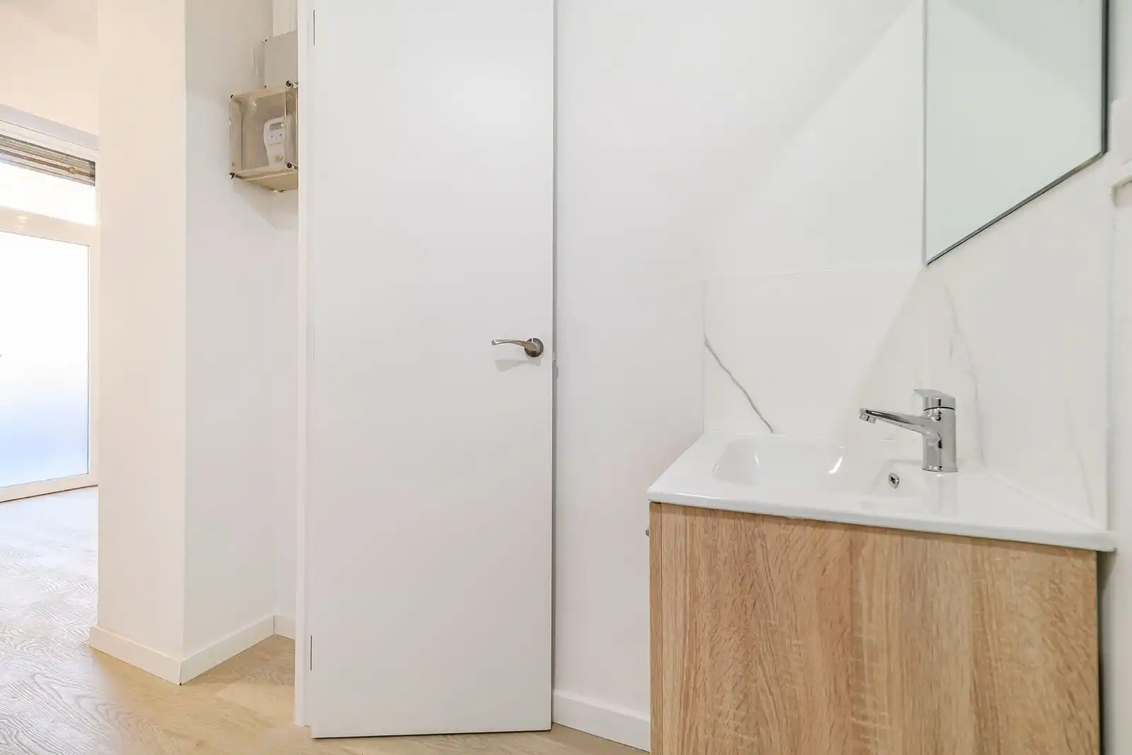 Bathroom of Flat for sale in Barberà del Vallès