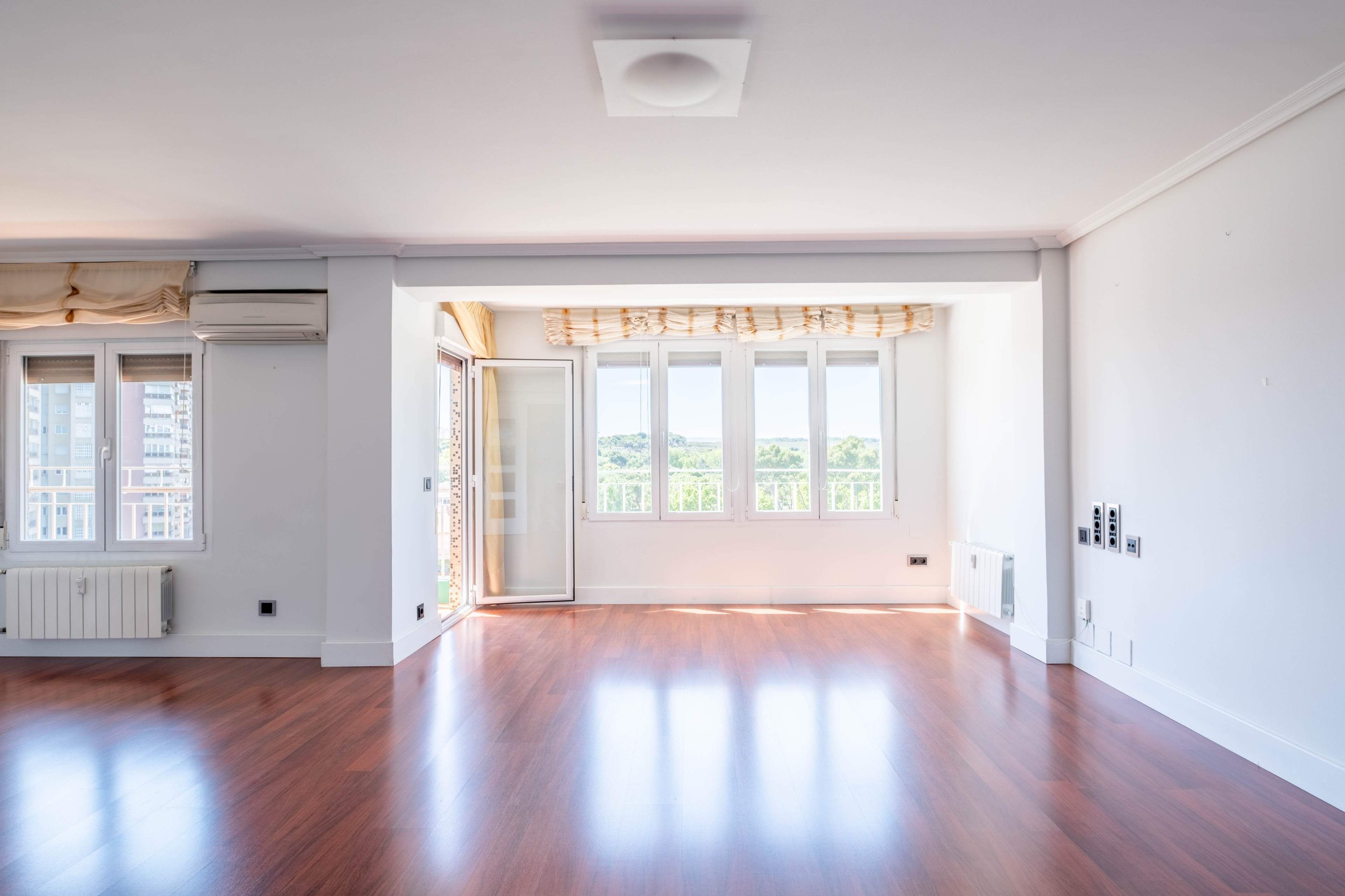 Flat to rent in Calle LASALA, MANUEL, 30, Universidad San Francisco