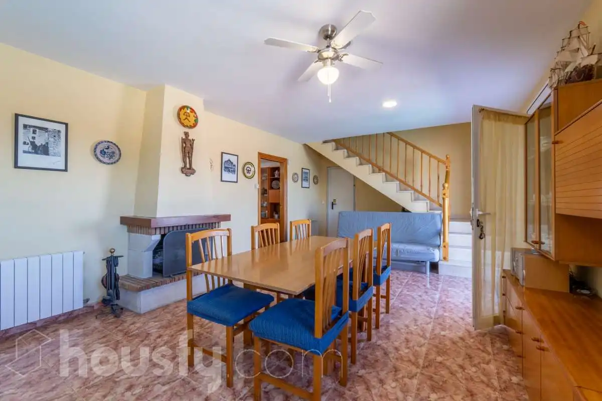 Comedor de Casa o chalet en venta en Cunit con Calefacción, Jardín privado y Terraza