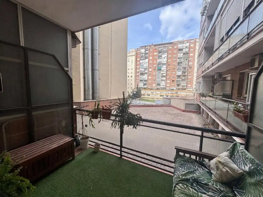 Terraza de Estudio en venta en Madrid con Calefacción, Terraza y Balcón