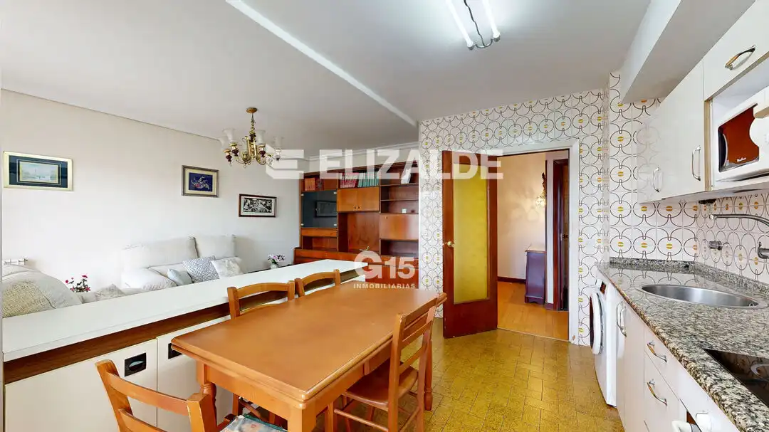 Piso con terraza en venta en Txapinene Kalea, imagen 4