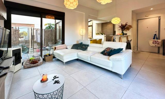 Casa-chalet en Venta en Calle PERI CAST D JUAN ESTE en Lomas de Cabo Roig - Los Dolses