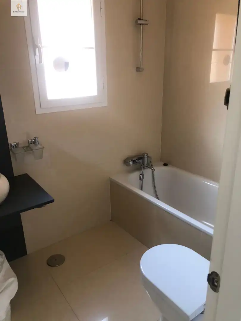 Bany de Casa o xalet de lloguer en Chiclana de la Frontera amb Aire condicionat, Jardí privat i Piscina