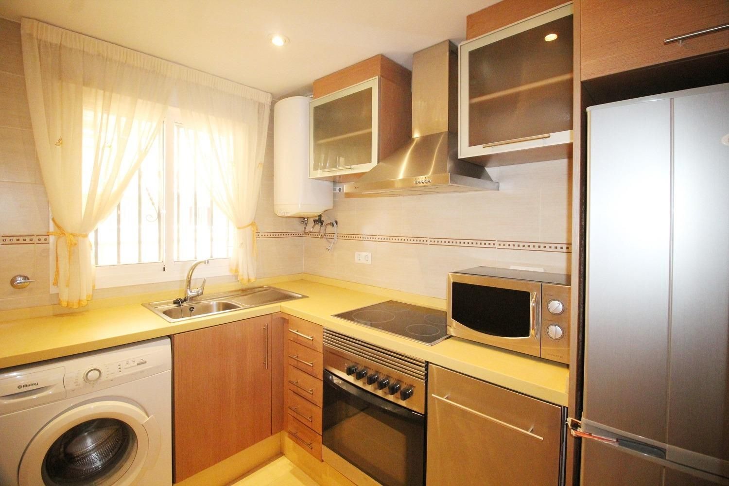 Cocina de Apartamento en venta en Oropesa del Mar / Orpesa con Aire acondicionado, Jardín privado y Terraza