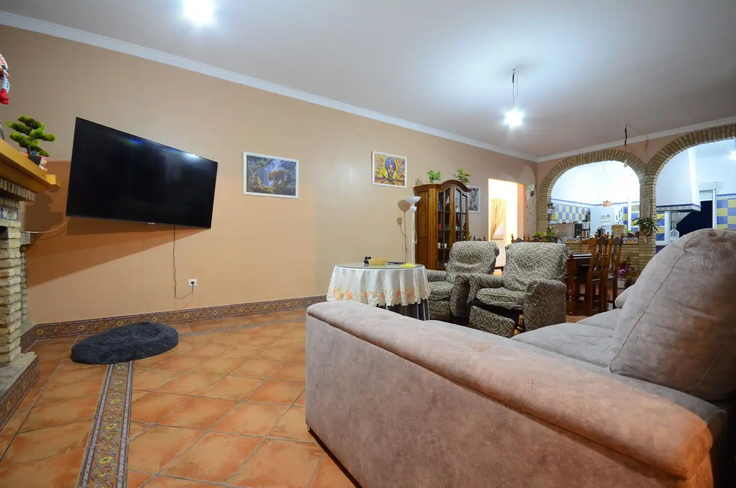 Sala d'estar de Finca rústica en venda en La Palma del Condado amb Aire condicionat, Terrassa i Traster