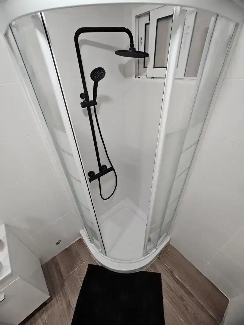 Badezimmer von Wohnung zur Miete in Garbinet - Vistahermosa