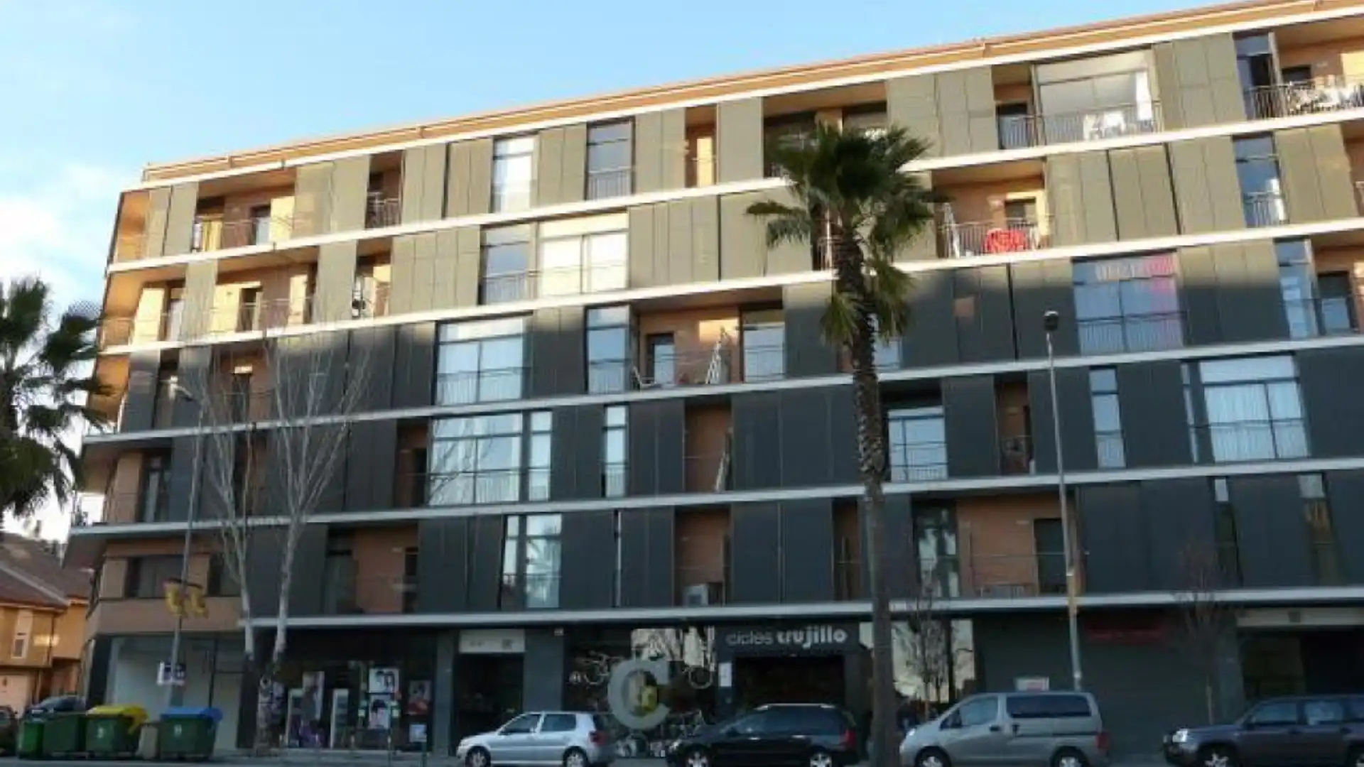 Vista exterior de Garaje en venta en Terrassa