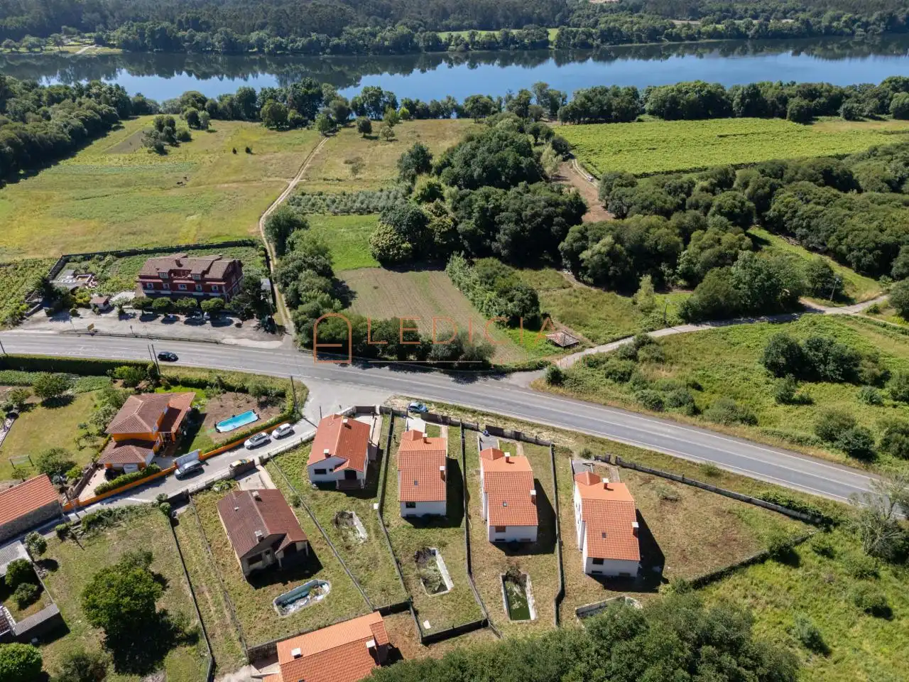 Houses for sale in Tomiño  with Heating, Private garden and Terrace