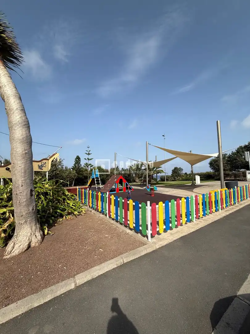 Vista exterior de Local en venta en Punta del Hidalgo