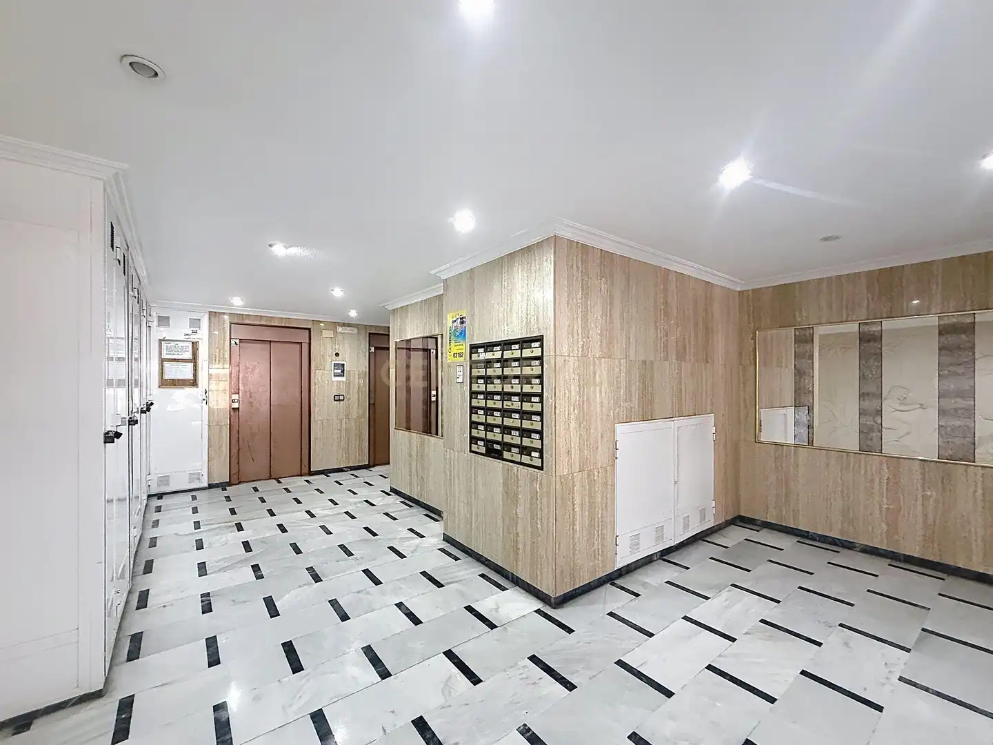 Apartments for rent in Torrevieja  with Air Conditioner, Oven and Washing machine