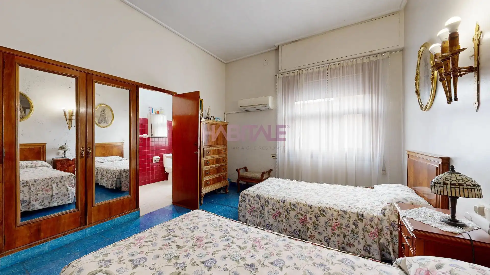 Habitación de Casa o chalet en venta en Torrent con Terraza, Trastero y Piscina