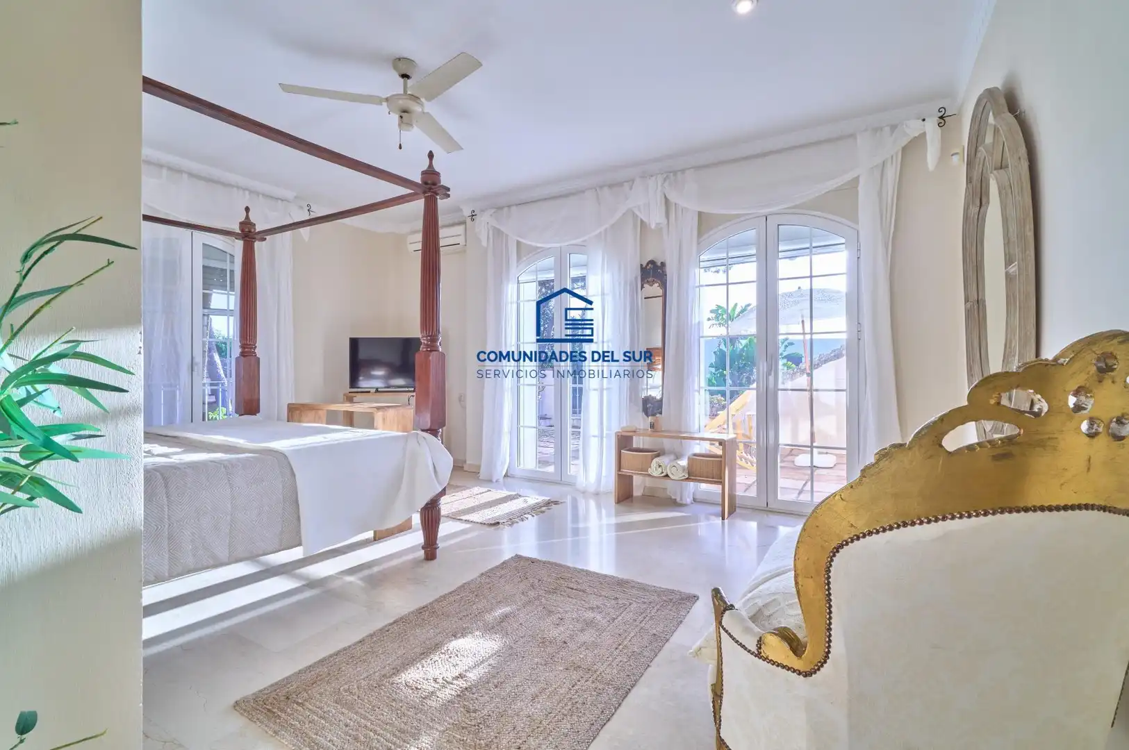 Dormitori de Casa o xalet en venda en El Puerto de Santa María amb Aire condicionat, Jardí privat i Terrassa