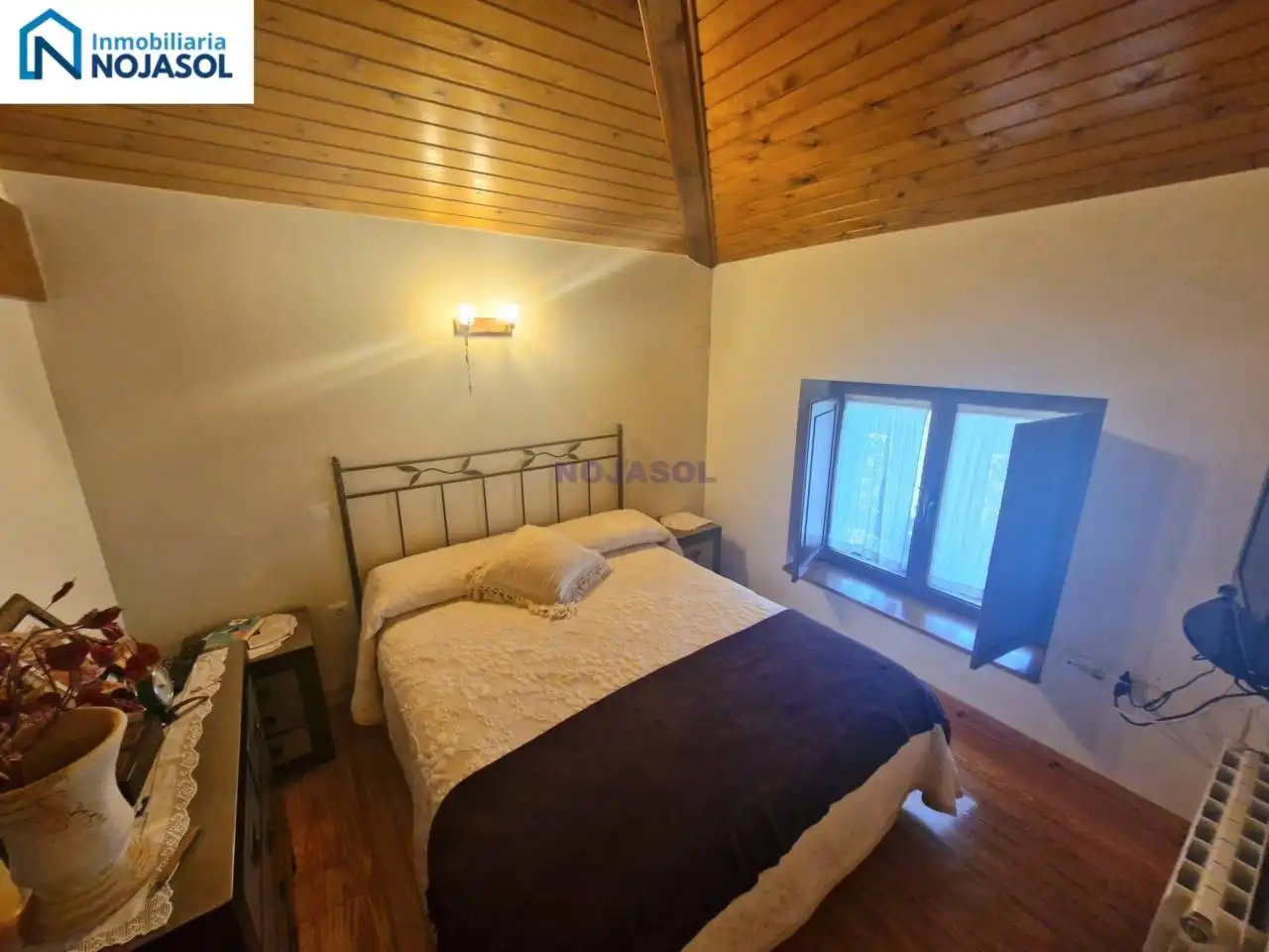 Terraced house with garden for sale in Calle HAZAS DE CESTO, imagen 39