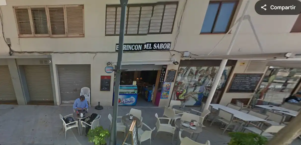Locale commerciale in vendita a Carrer de Frederic Mompou 2, imagen 3