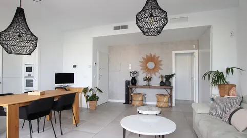 Foto 2 de Ático de alquiler en Avenida Artista Remigio Soler López, PAU 5, Alicante / Alacant