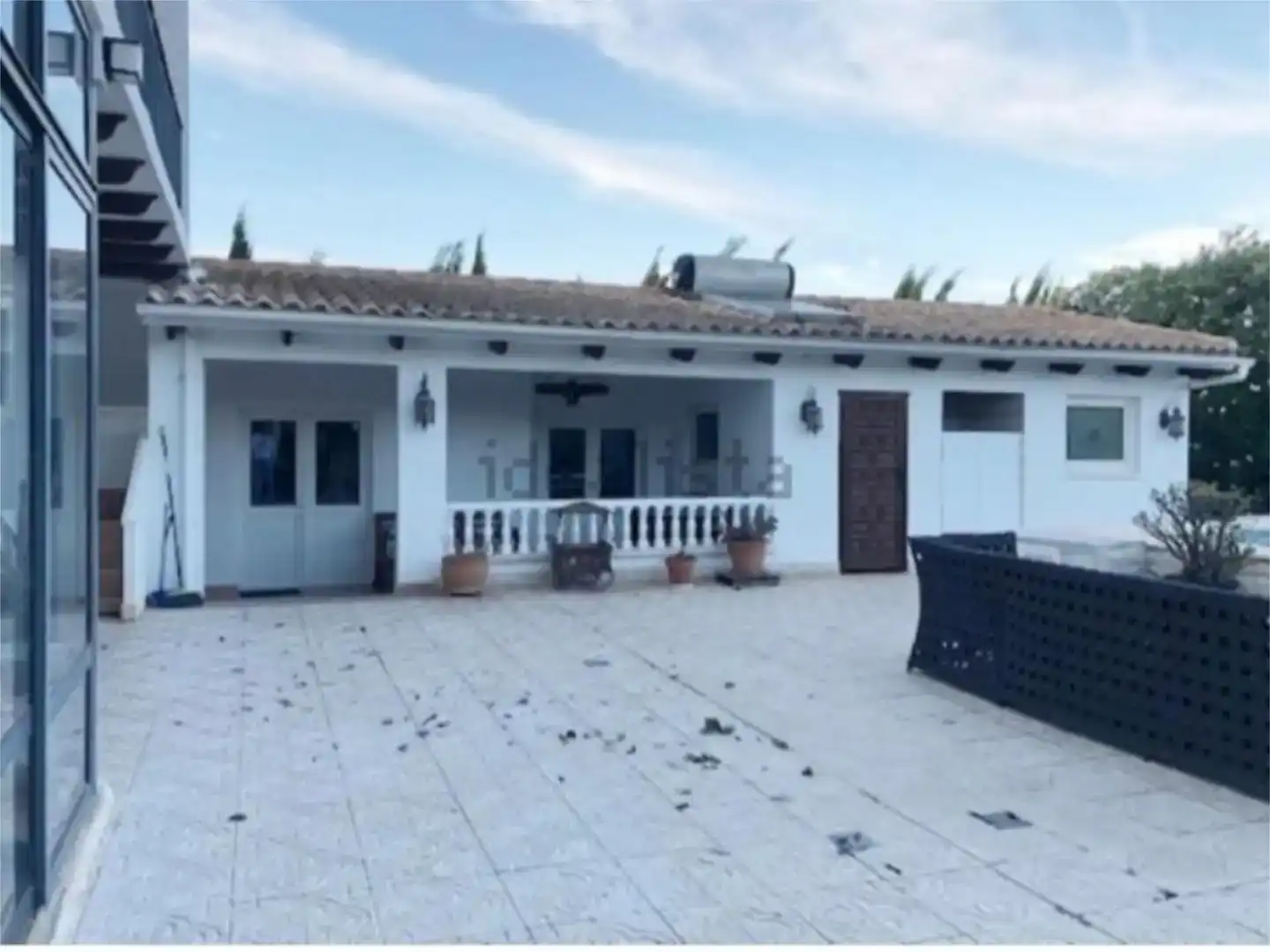 Vista exterior de Piso en venta en Elche / Elx con Aire acondicionado, Piscina y Balcón