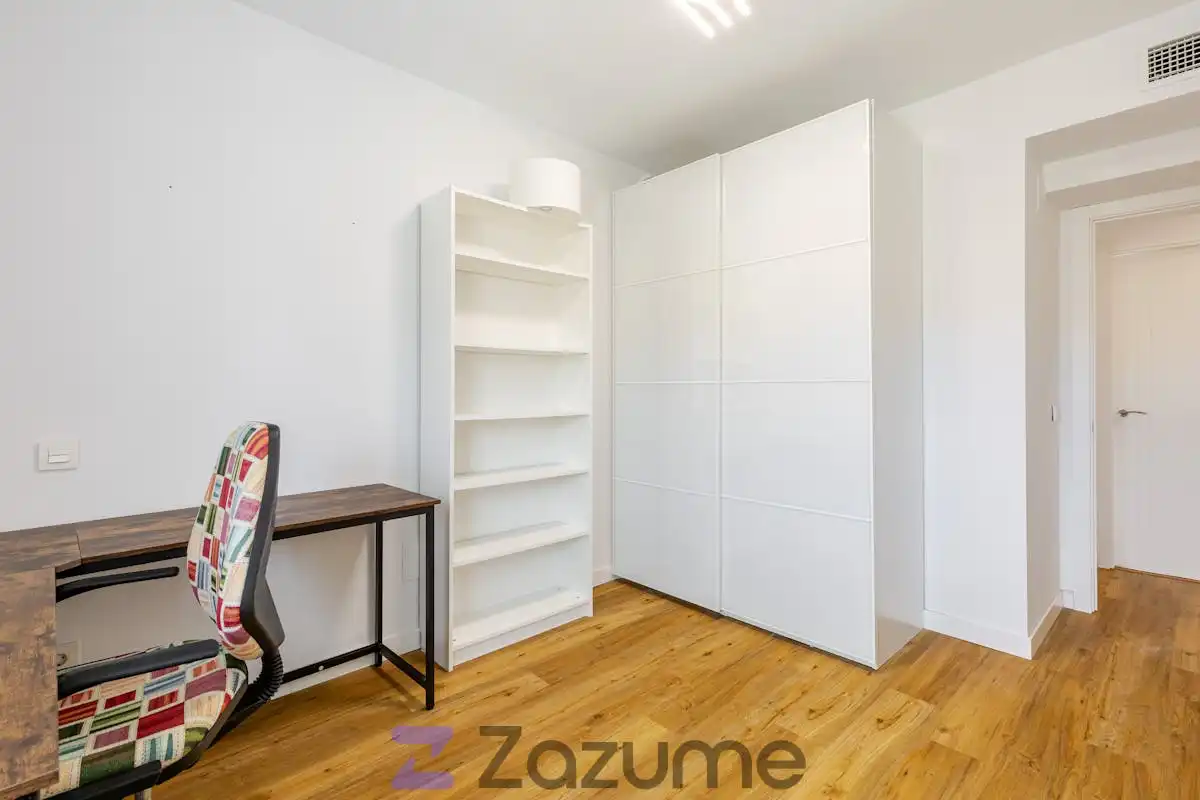Schlafzimmer von Wohnung zur Miete in Madrid mit Klimaanlage, Heizung und Terrasse