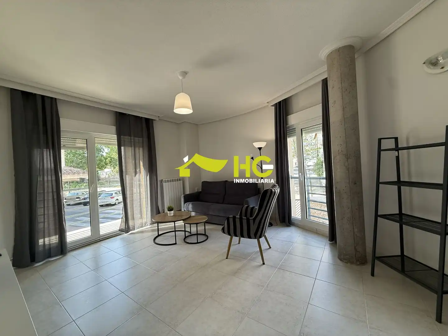 Sala de estar de Dúplex de alquiler en Villaviciosa de Odón con Aire acondicionado, Calefacción y Terraza