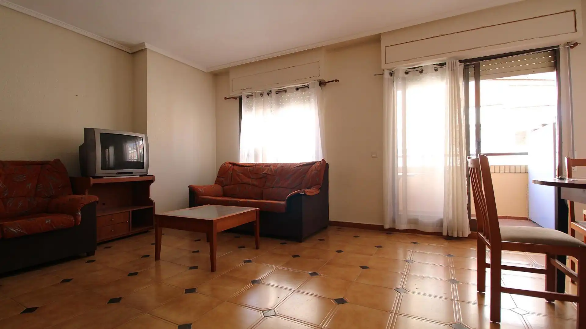 Sala d'estar de Pis en venda en Utiel amb Balcó