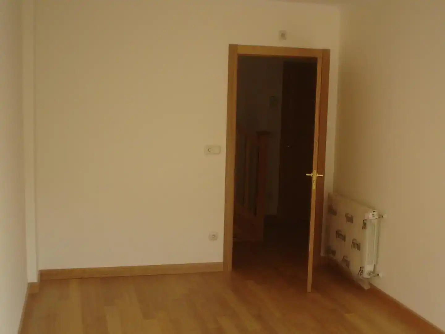 Bedroom of Houses for sale in Balmaseda