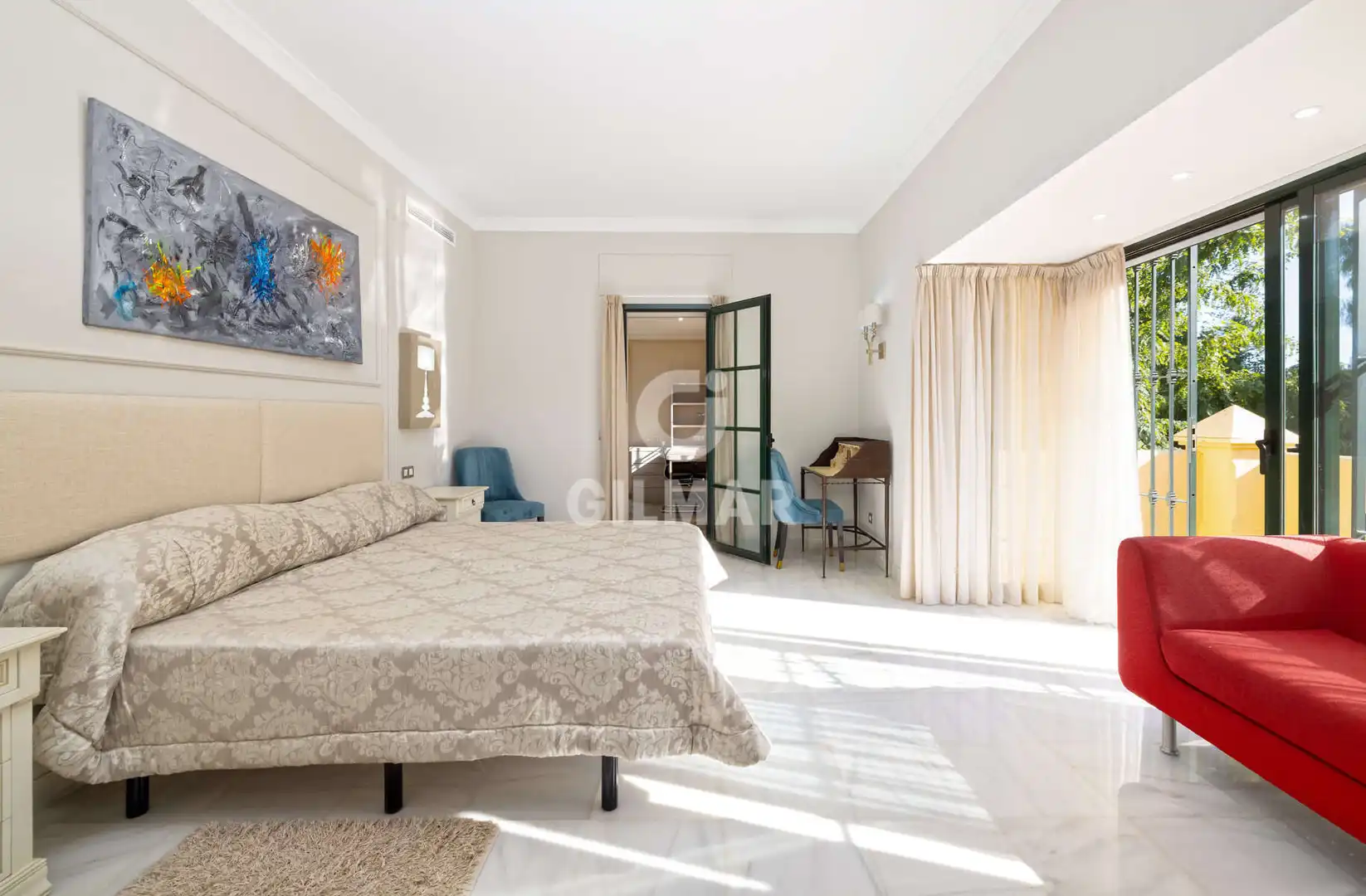 Habitación de Casa o chalet en venta en Estepona con Calefacción, Jardín privado y Piscina