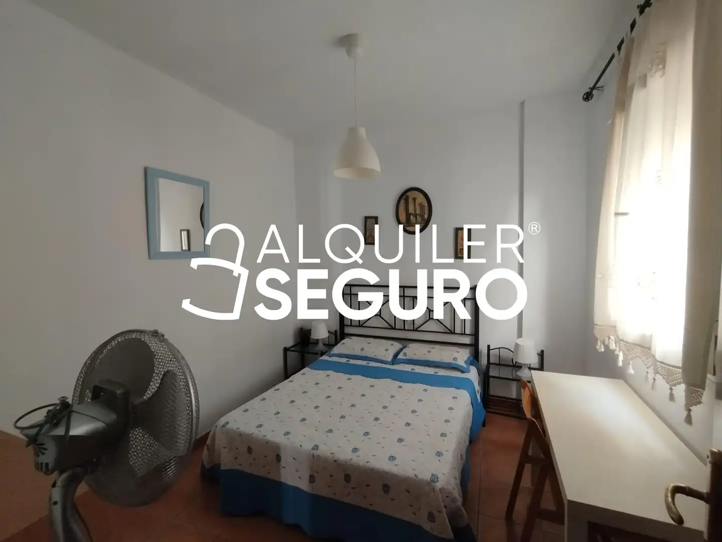 Dormitori de Casa o xalet de lloguer en Fuengirola amb Terrassa, Piscina i Moblat