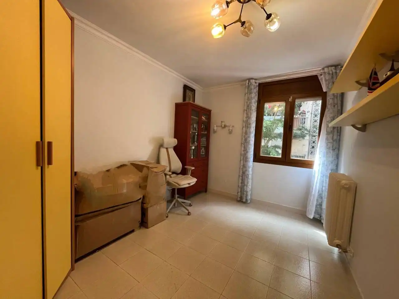 Flat for sale in Girona  with Air Conditioner, Heating and Terrace