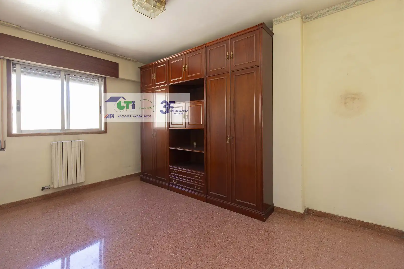 Habitación de Piso en venta en Zaragoza