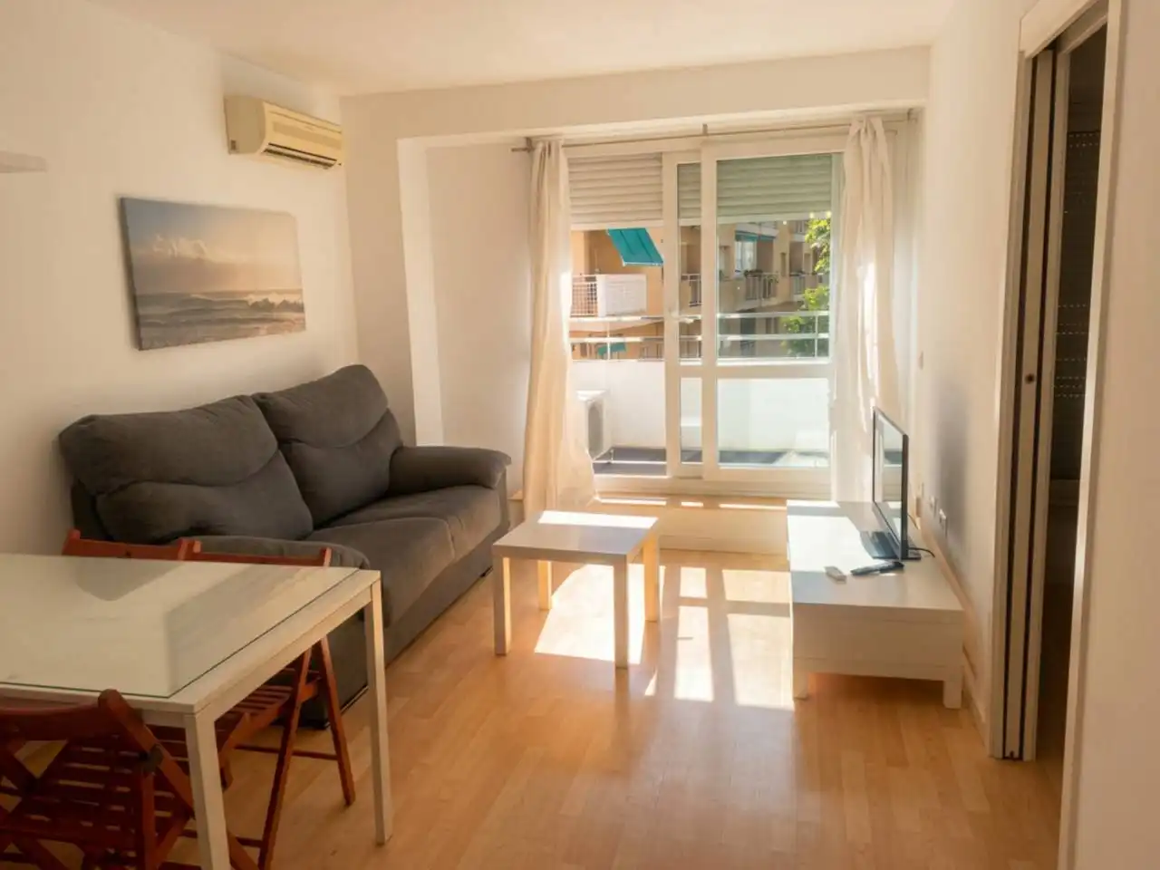 Sala de estar de Apartamento en venta en Palamós con Aire acondicionado, Calefacción y Balcón