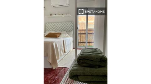 Photo 5 of Room in Barrio de Benicalap, Valencia Capital