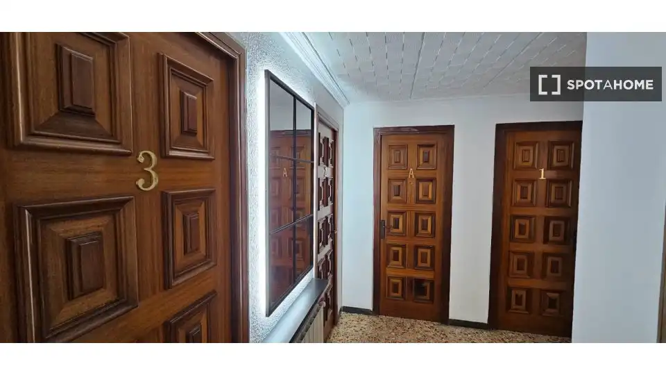 Flat for share in Nord-est