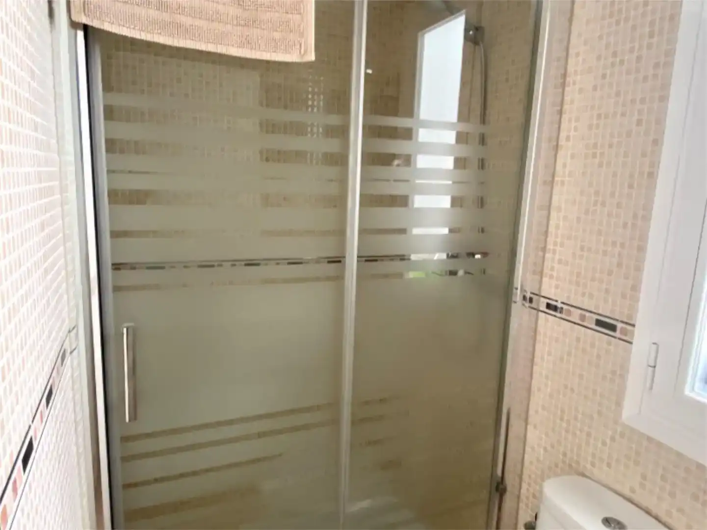 Bany de Pis en venda en Las Gabias amb Aire condicionat, Piscina i Balcó