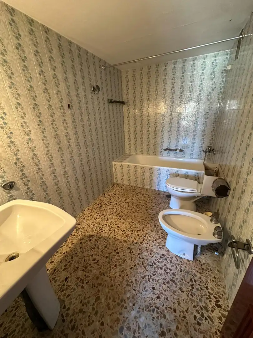 Bathroom of Flat for sale in Córdoba  with Terrace