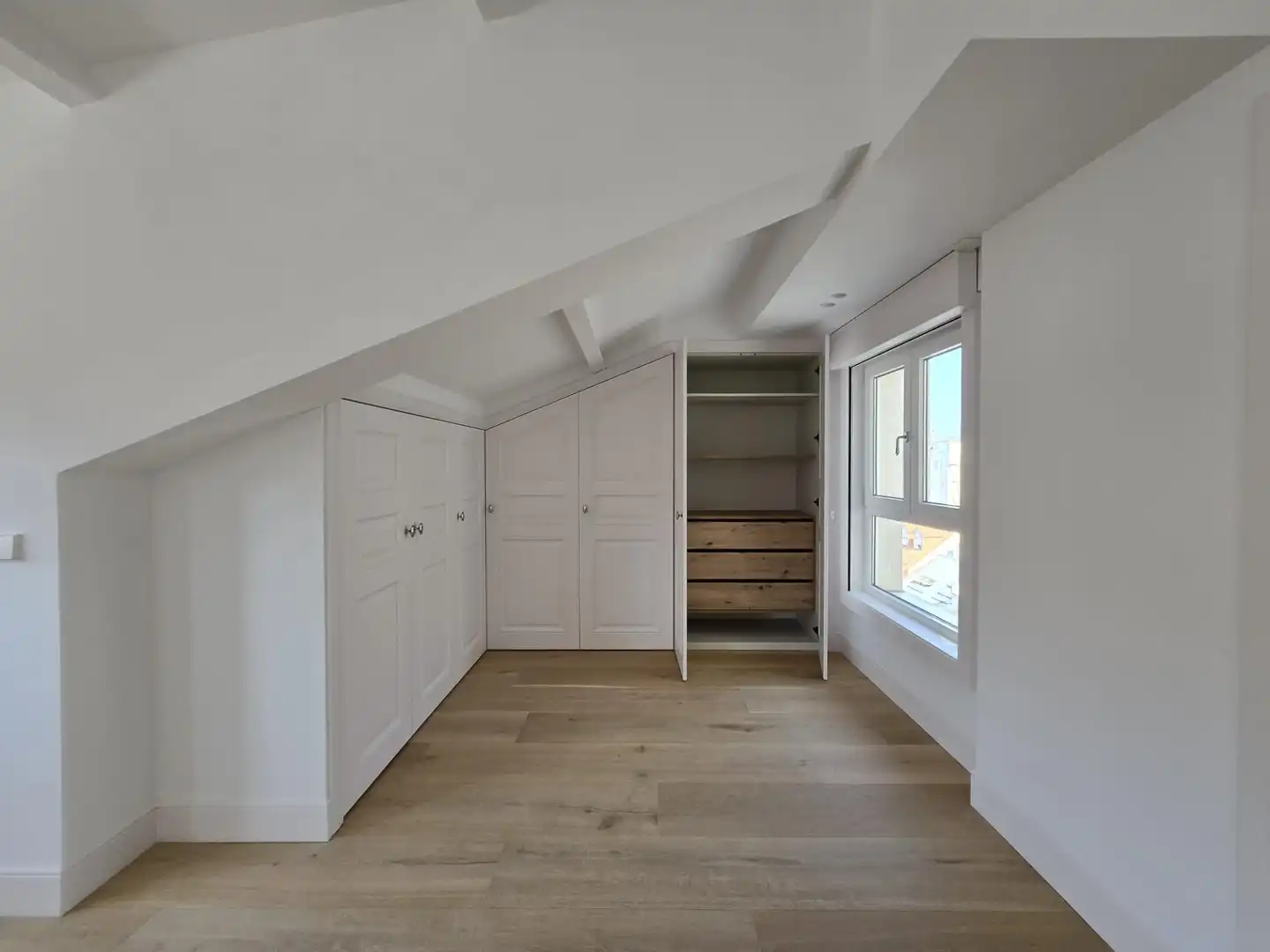 Habitación de Ático en venta en Vigo  con Calefacción y Terraza