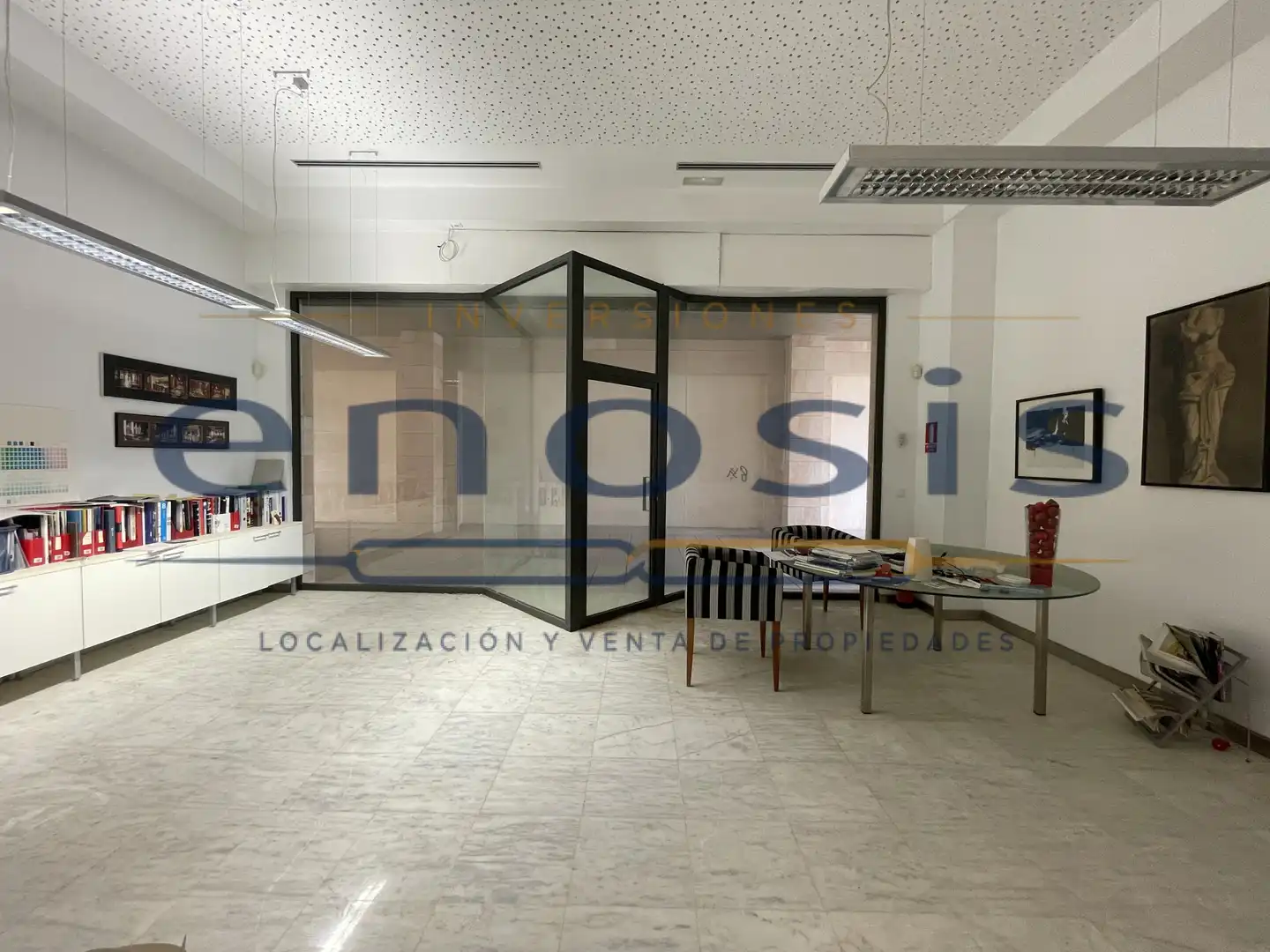 Business premises for sale in Calle Saavedra Fajardo, imagen 4