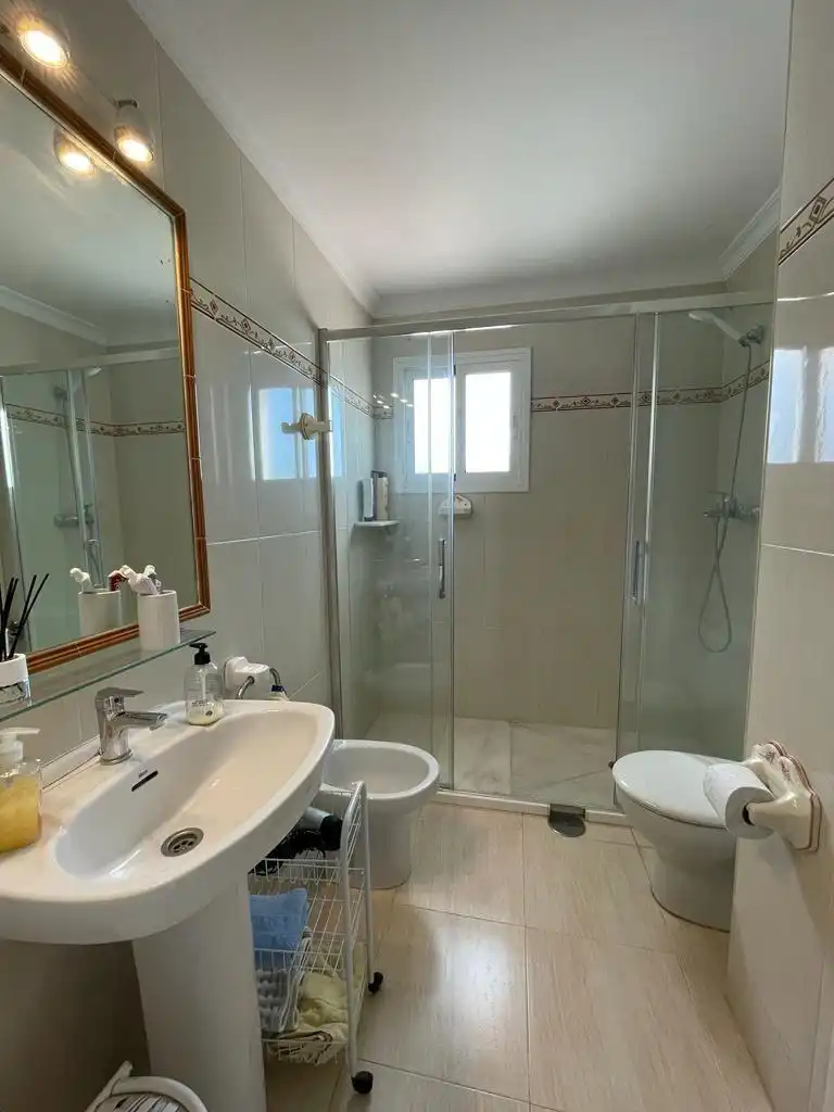 Bathroom of Flat for rent in El Puerto de Santa María  with Terrace and Alarm
