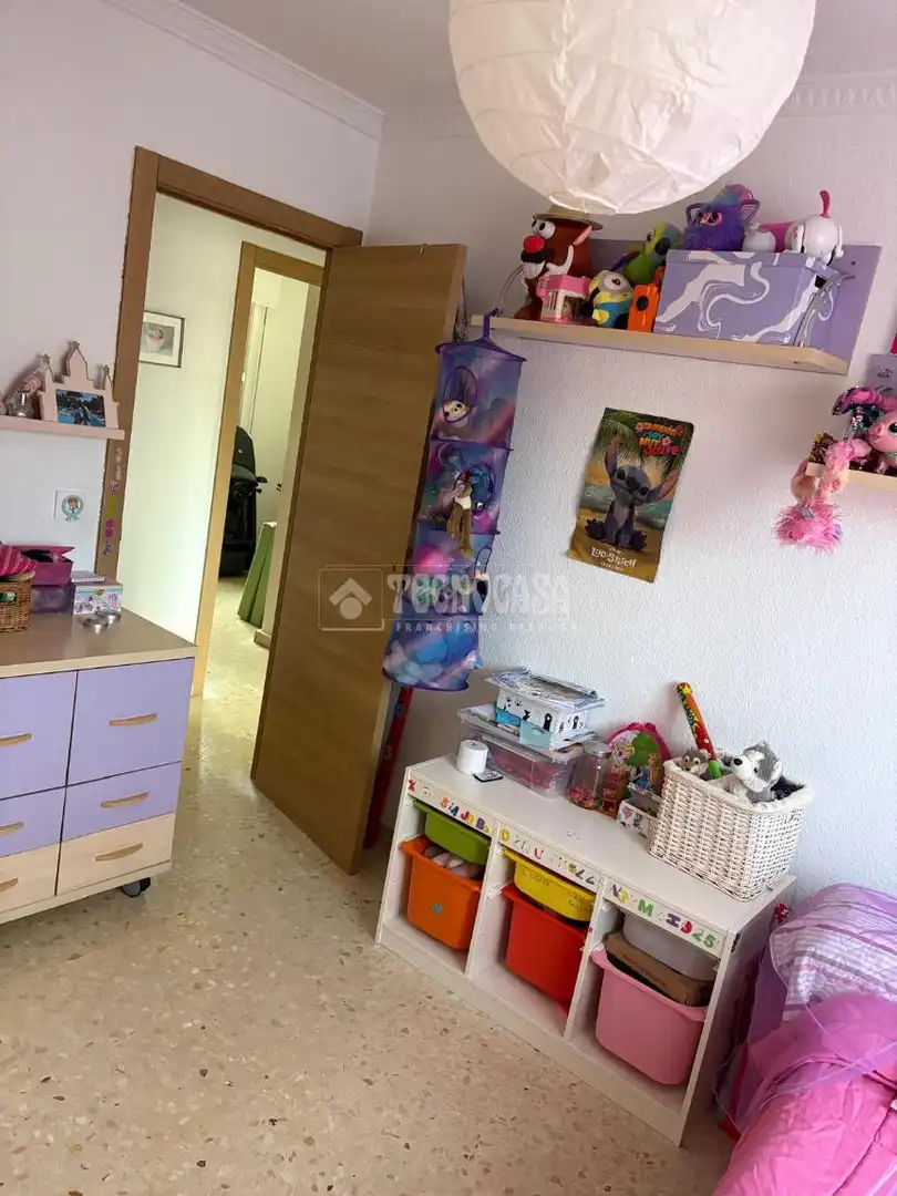 Bedroom of Flat for sale in Sevilla  with Air Conditioner and Terrace
