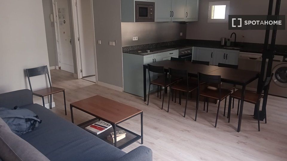 Sala d'estar de Pis de lloguer en  Madrid Capital amb Aire condicionat, Calefacció i Moblat