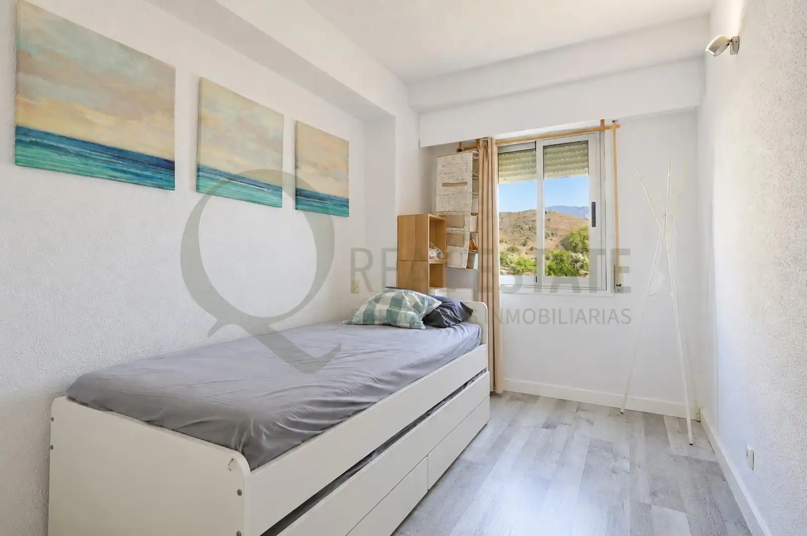 Dormitori de Pis en venda en Alicante / Alacant amb Aire condicionat, Parquet i Balcó