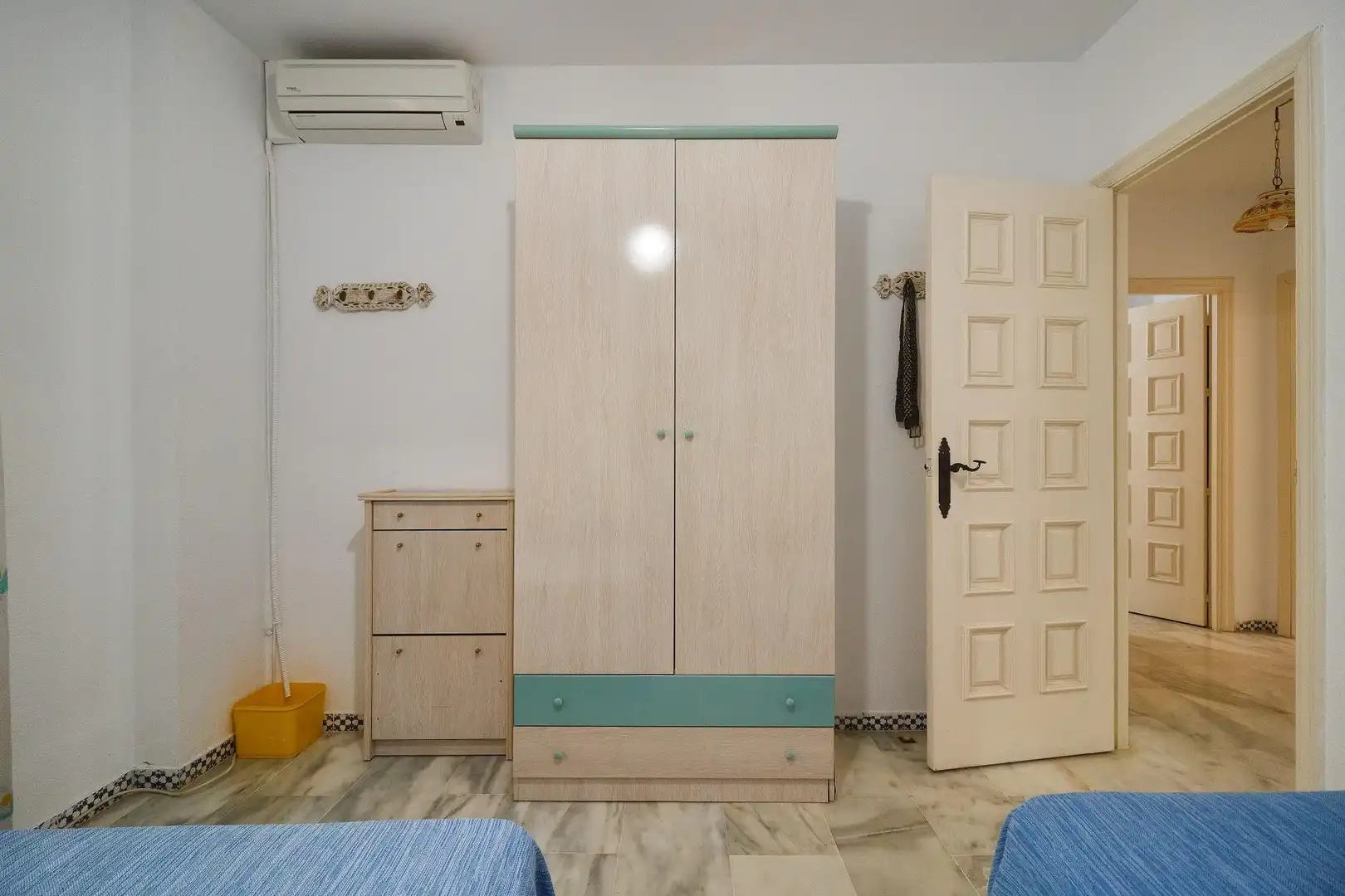 Bedroom of Flat for sale in Fuengirola  with Air Conditioner, Terrace and Community pool