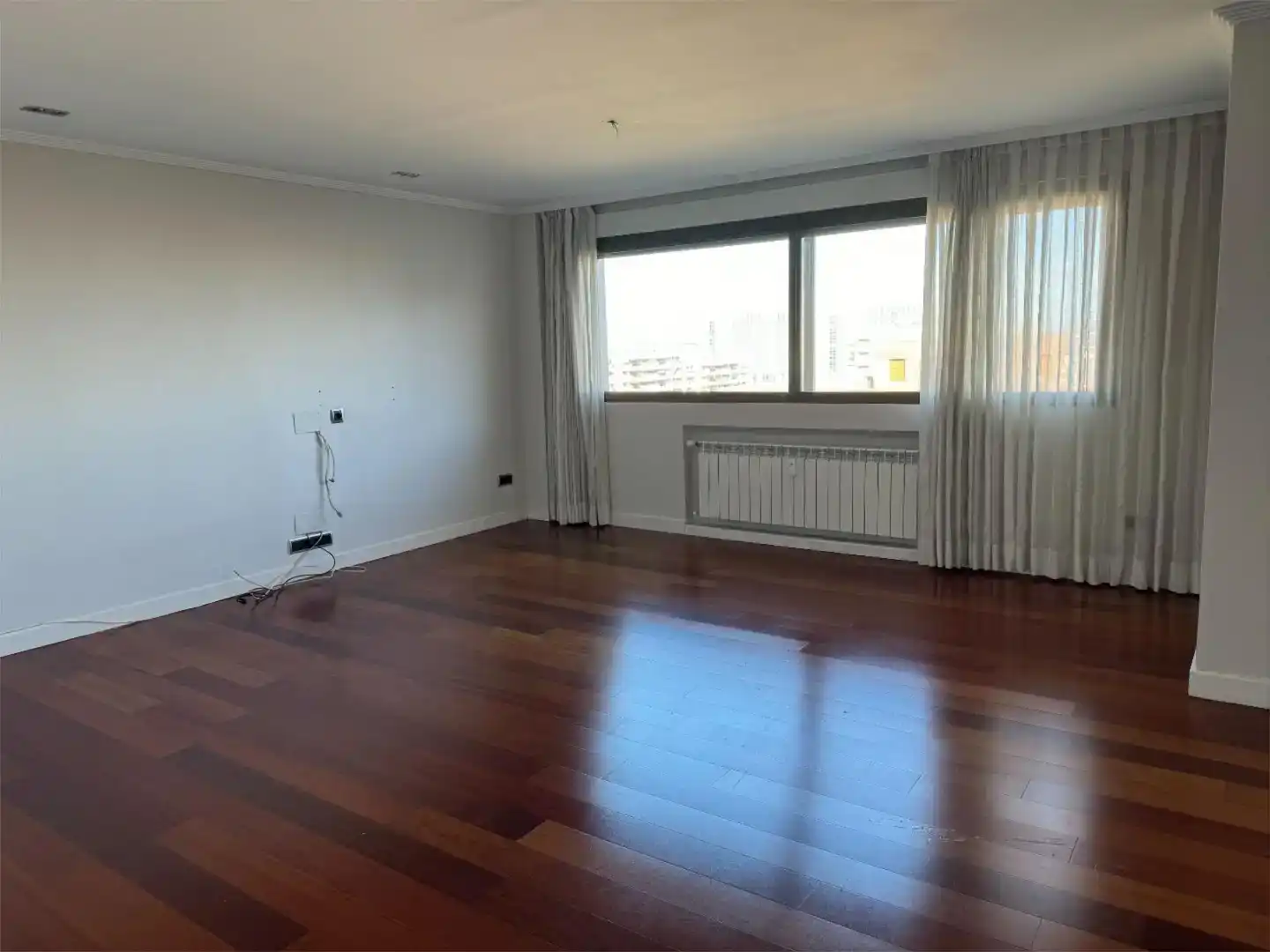 Sala de estar de Piso de alquiler en Madrid con Aire acondicionado, Jardín privado y Parquet