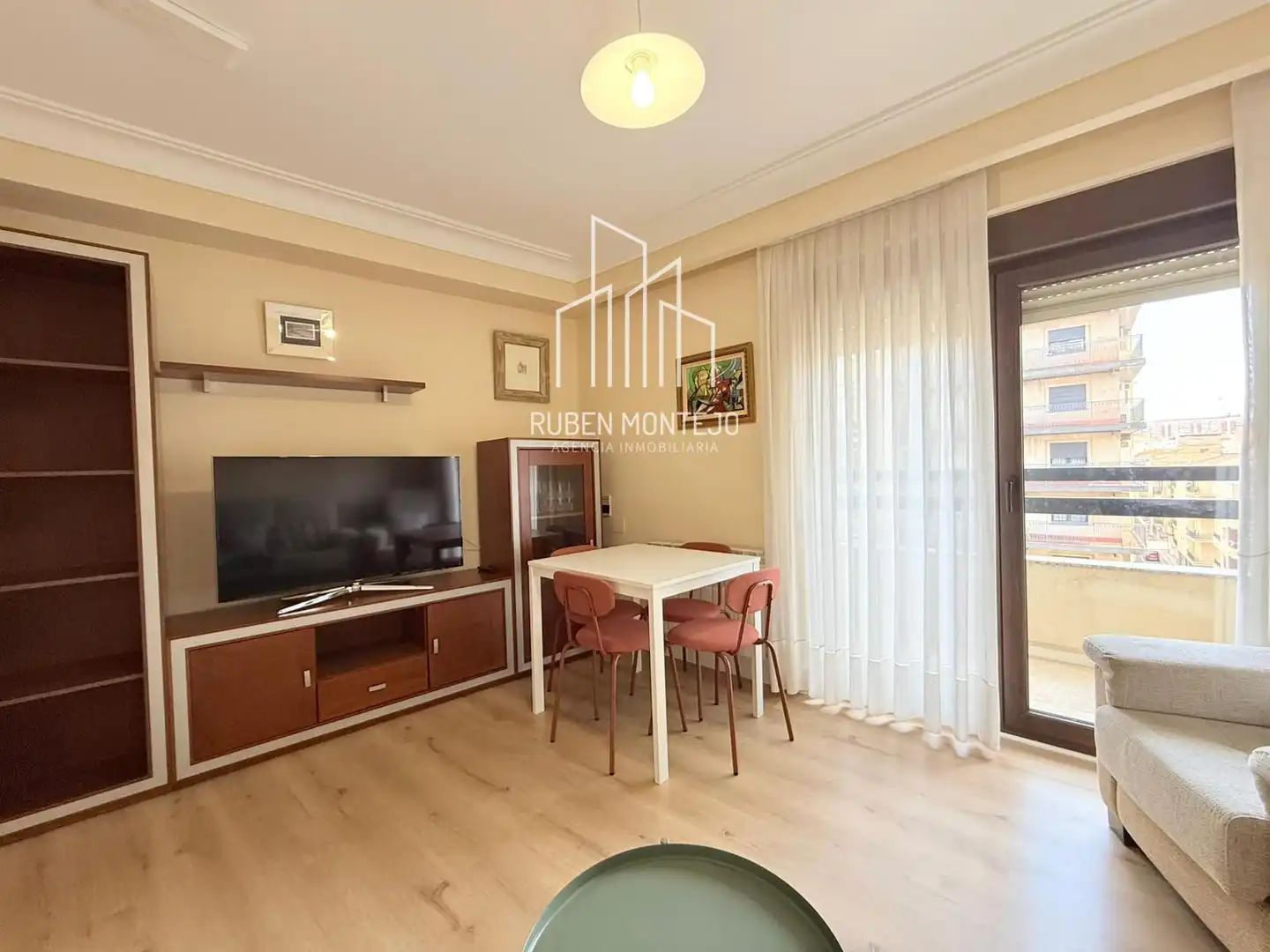 Wohnzimmer von Wohnung zur Miete in Salamanca mit Heizung, Parkett und Terrasse
