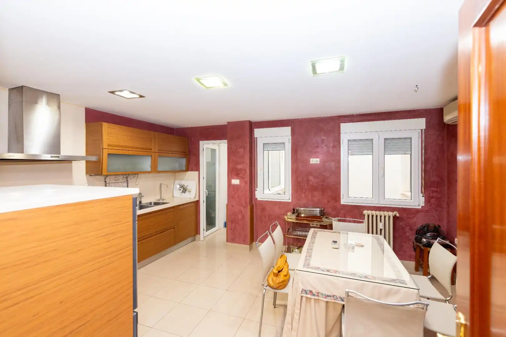 Kitchen of Flat for rent in Granada  with Air Conditioner, Furnished and Balcony