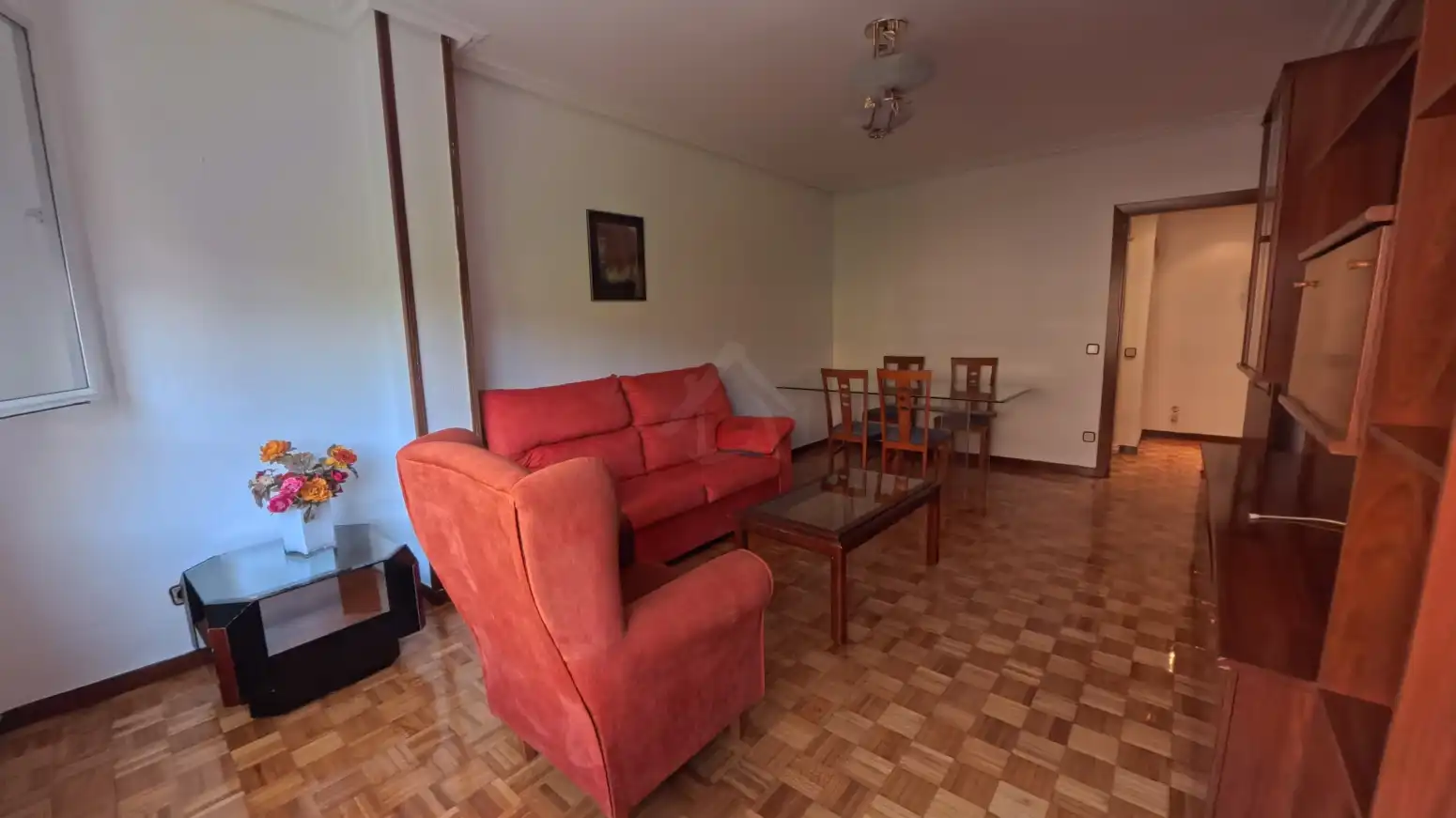 Sala de estar de Piso en venta en  Logroño con Calefacción, Parquet y Amueblado