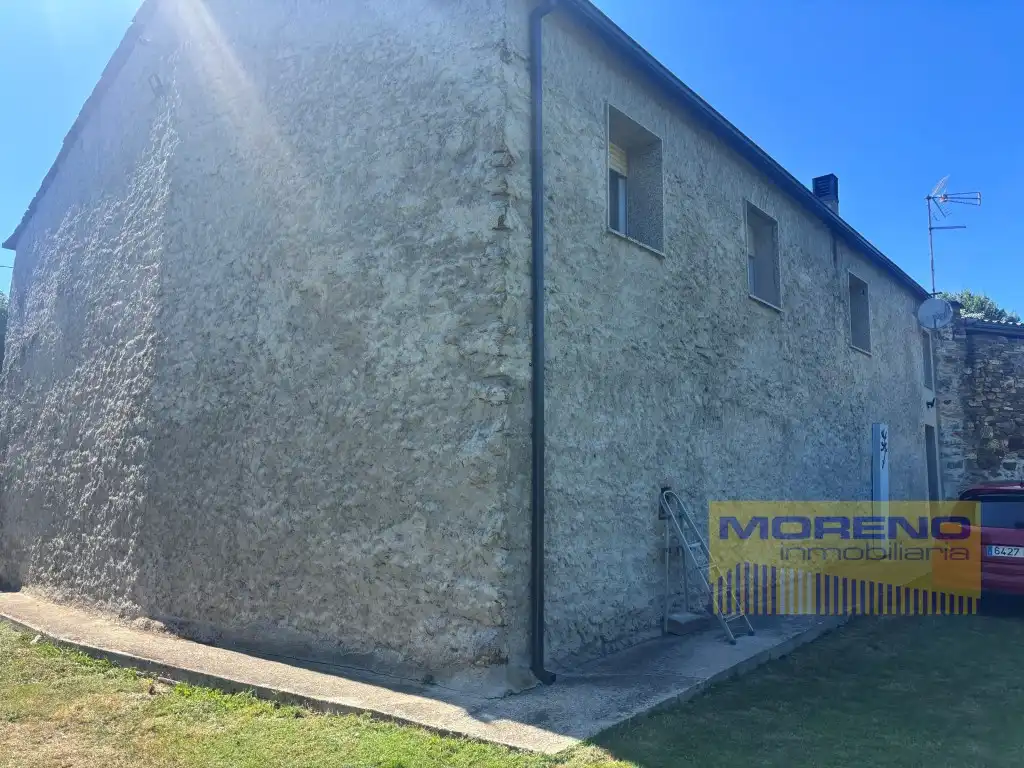 Exterior view of Houses for sale in Paradela