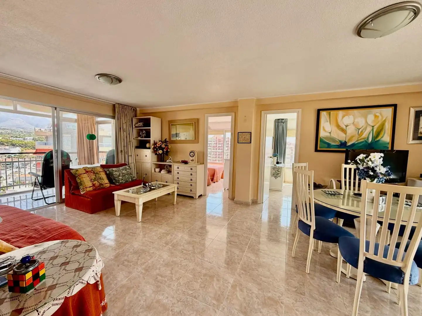 Sala d'estar de Apartament en venda en Benidorm amb Terrassa i Piscina comunitària