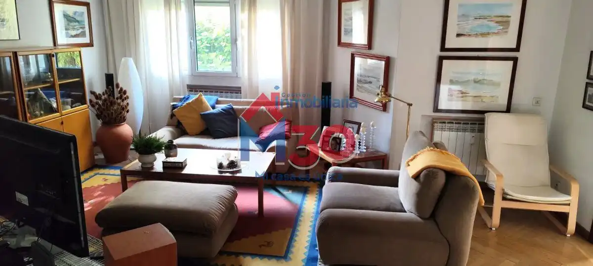 Sala d'estar de Pis en venda en Miranda de Ebro amb Calefacció, Parquet i Terrassa