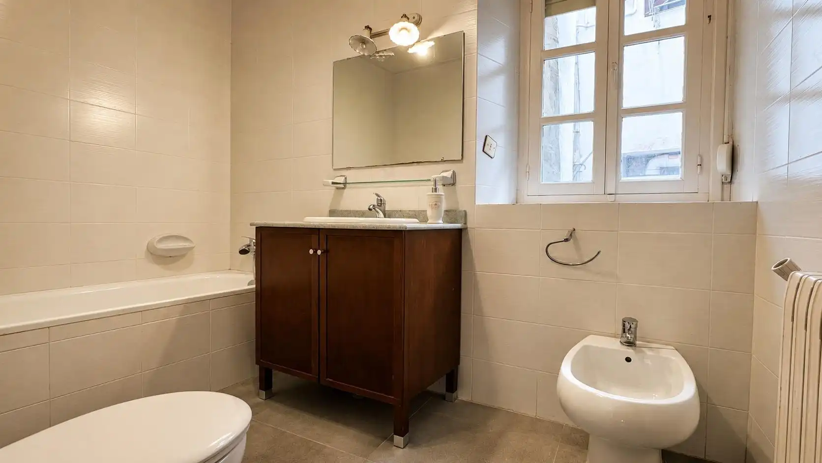 Baño de Piso en venta en Comillas (Cantabria) con Calefacción y Balcón